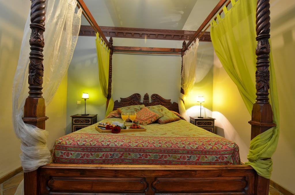Espacios Del Mundo Carenas Kamer foto