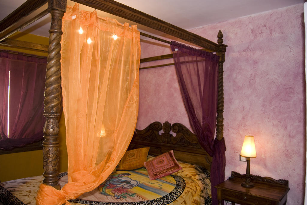Espacios Del Mundo Carenas Kamer foto